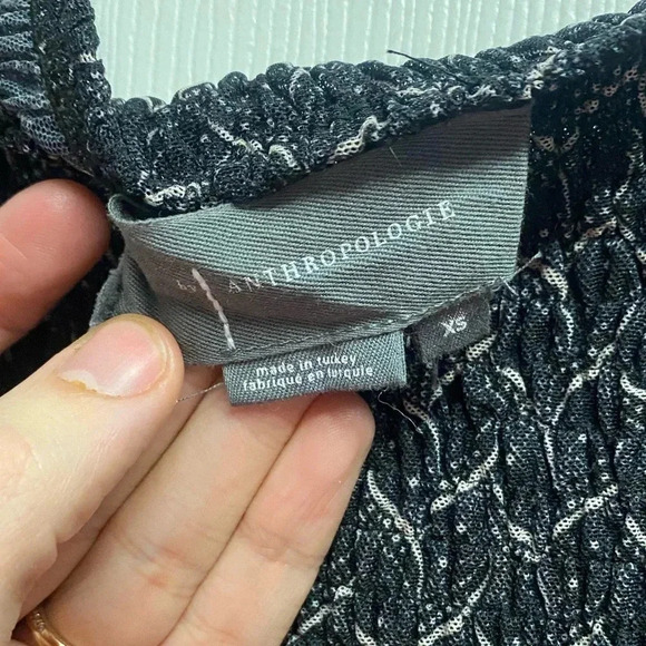 Anthropologie Rouen Blouse W/ Smocked Detail & Sheer Long Sleeves Size XSmall - Picture 4 of 4